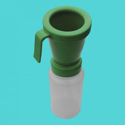 картинка Кружка-стакан с клапаном (Для обработки сосков вымени) от магазина DDDLAB